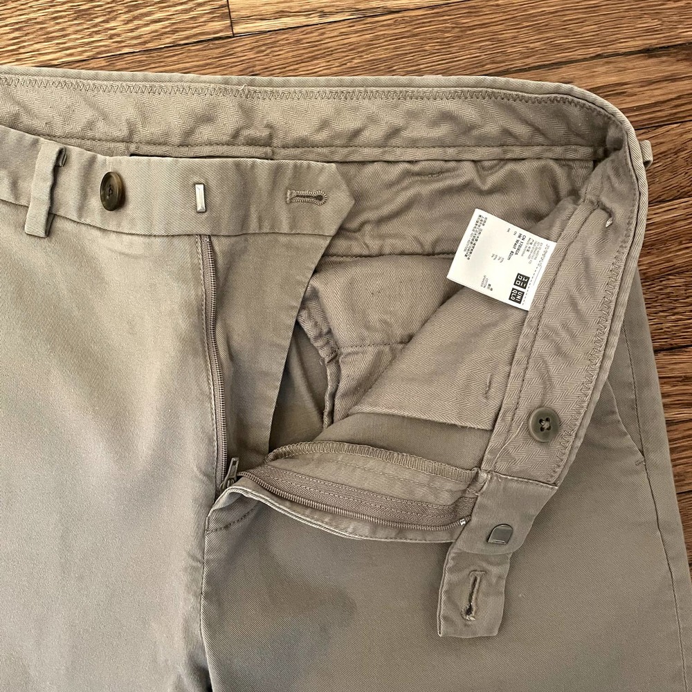 UNIQLO Slim fit Chino in Beige W32 - Picture 2 of 5